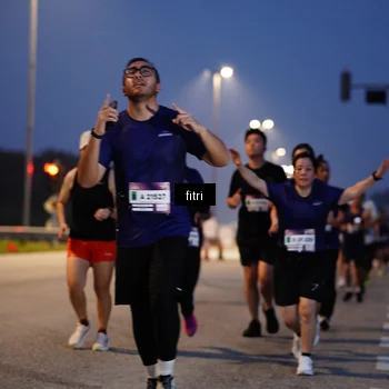 Runner Photo 7445130