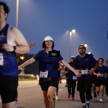 Runner Photo 7445133