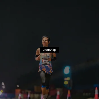 Runner Photo 7445143