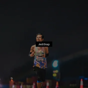 Runner Photo 7445144