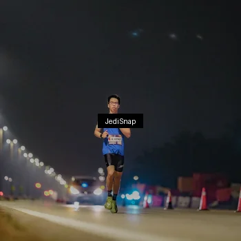 Runner Photo 7445183
