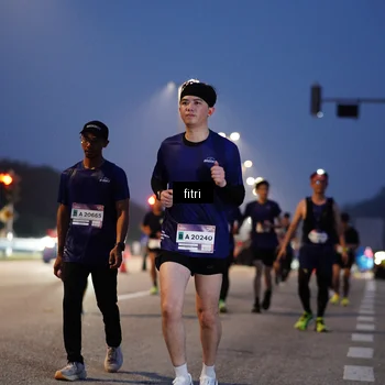 Runner Photo 7445195