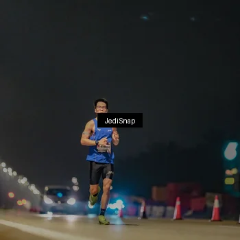 Runner Photo 7445198