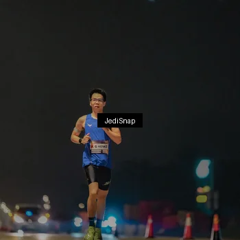 Runner Photo 7445203