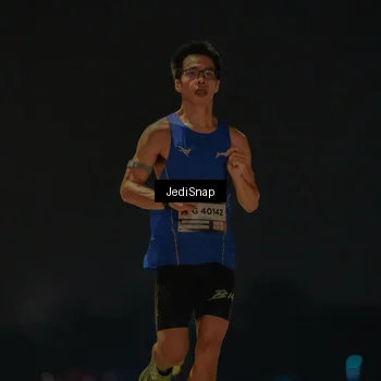 Runner Photo 7445242