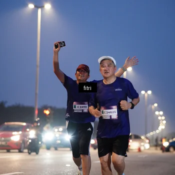 Runner Photo 7445275