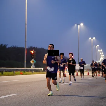 Runner Photo 7445322