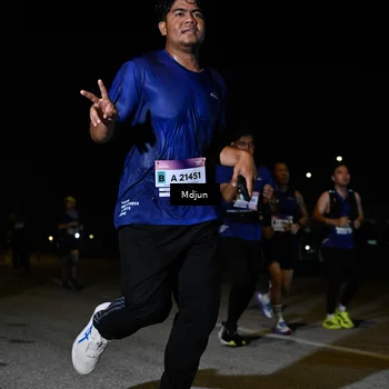 Runner Photo 7445353