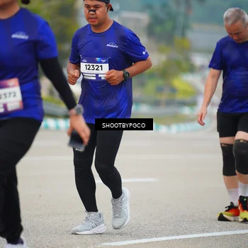 Runner Photo 7445364