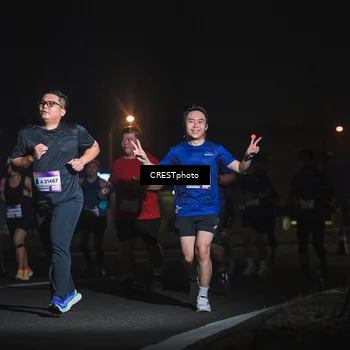 Runner Photo 7445376