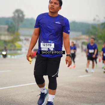 Runner Photo 7445389