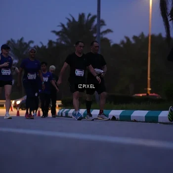 Runner Photo 7445402