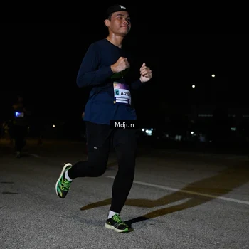 Runner Photo 7445404