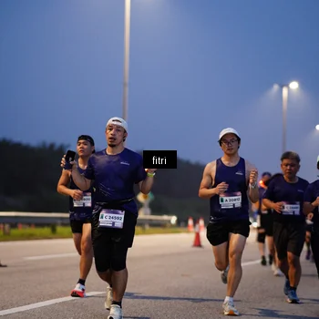 Runner Photo 7445432