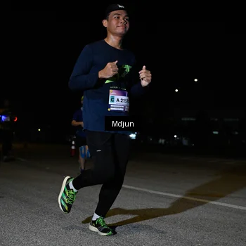Runner Photo 7445445