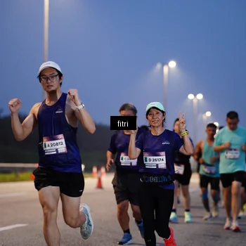 Runner Photo 7445447