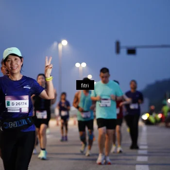 Runner Photo 7445454