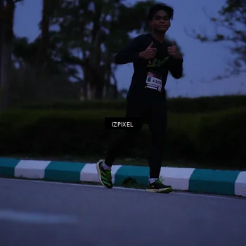 Runner Photo 7445487