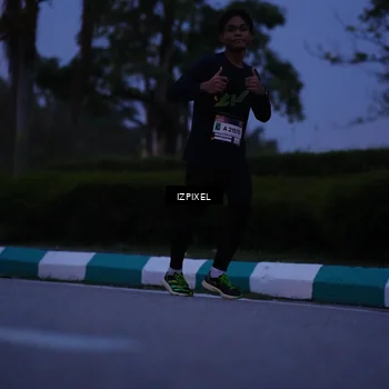 Runner Photo 7445494