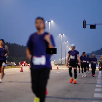 Runner Photo 7445503