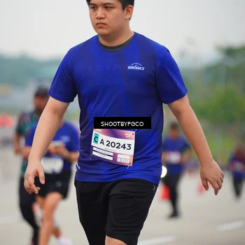 Runner Photo 7445512