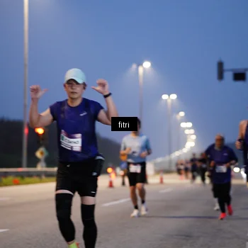 Runner Photo 7445531