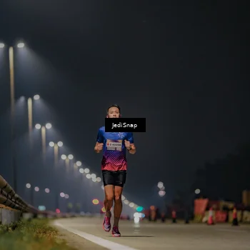 Runner Photo 7445567