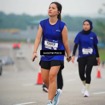 Runner Photo 7445595