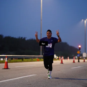 Runner Photo 7445604