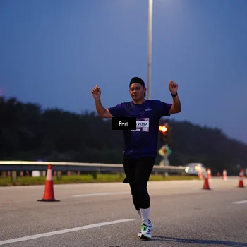 Runner Photo 7445619