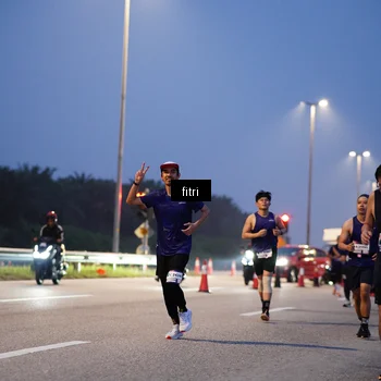 Runner Photo 7445629