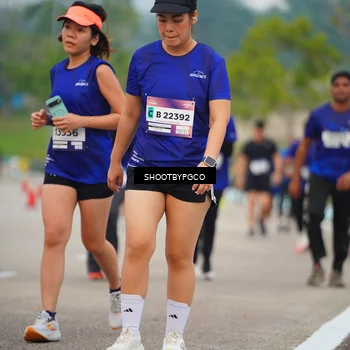 Runner Photo 7445640
