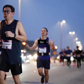Runner Photo 7445657