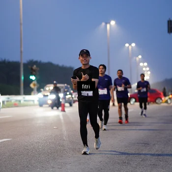 Runner Photo 7445675