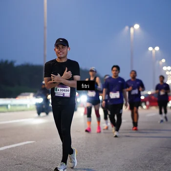 Runner Photo 7445677