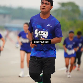 Runner Photo 7445681