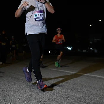 Runner Photo 7445714