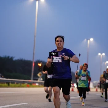 Runner Photo 7445755