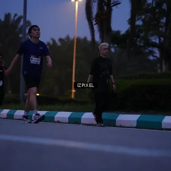 Runner Photo 7445757