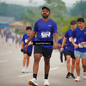 Runner Photo 7445768