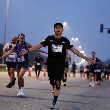 Runner Photo 7445779