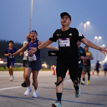 Runner Photo 7445782