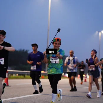 Runner Photo 7445814