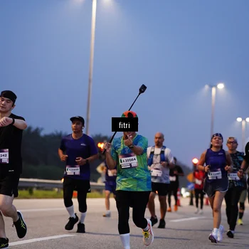 Runner Photo 7445826