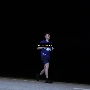 Runner Photo 7445838