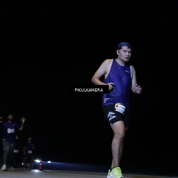 Runner Photo 7445846