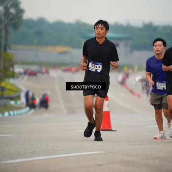 Runner Photo 7445854
