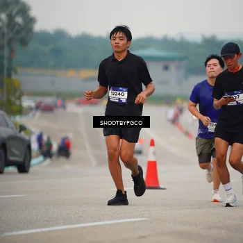 Runner Photo 7445857
