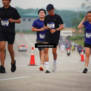 Runner Photo 7445888