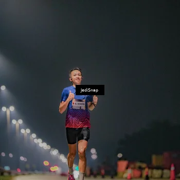 Runner Photo 7445889